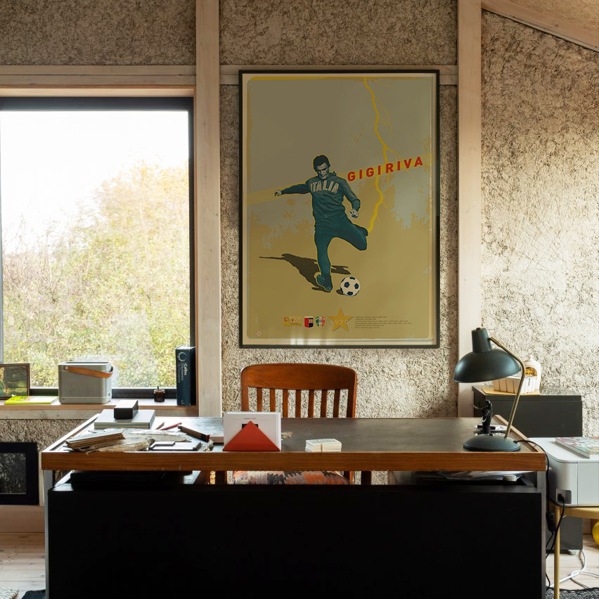 gigi riva interno scrivania sito